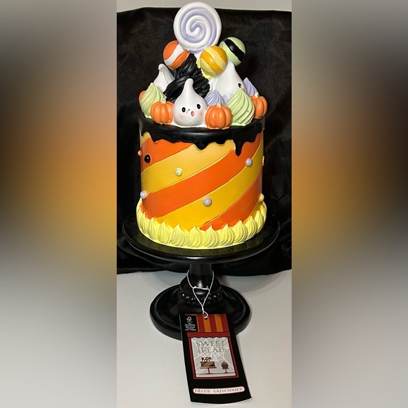 Sweet Treats Halloween Cake Ghost Pumpkins Candy Icing Decoration - Picture 4 of 11